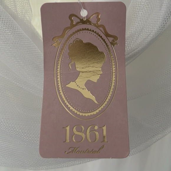 Bridal shower dresses - Picture 5 of 5